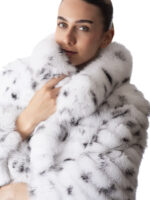 White Fox Fur Cape with Graphic Print - Image 5