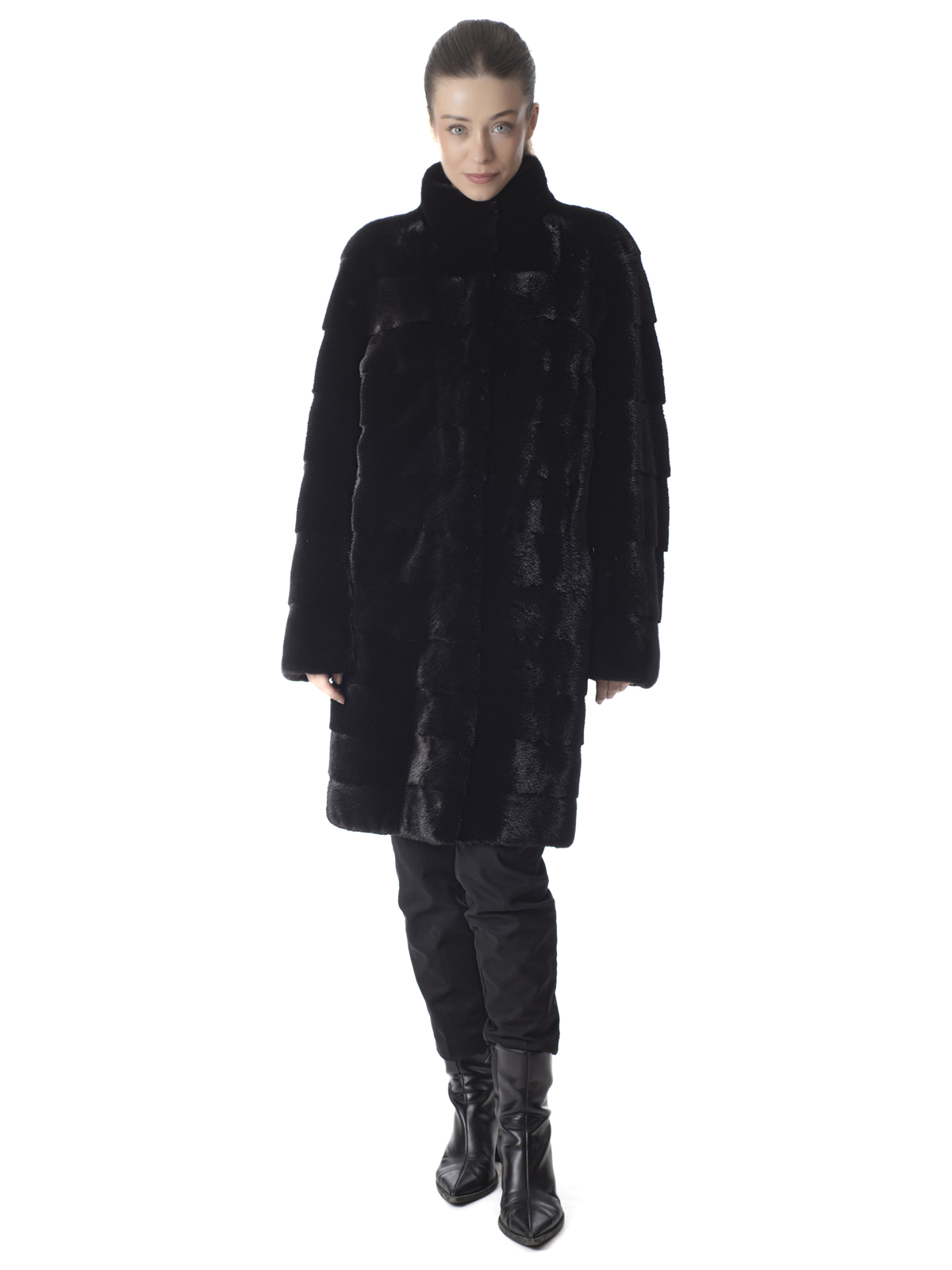 a01254 Black Horizontal Mink Fur Coat - Image 1